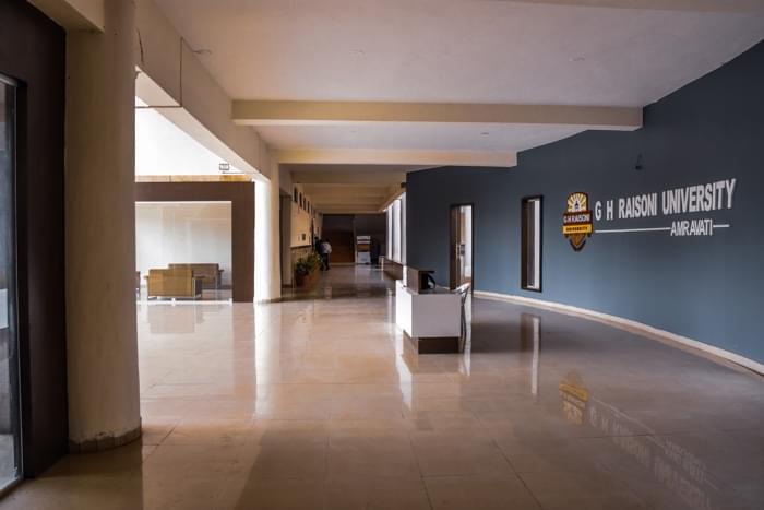 G. H. Raisoni University Amravati Building photo 3